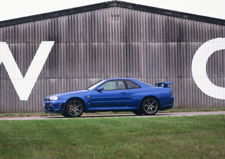 R34 Nissan Skyline GT-R Picture
